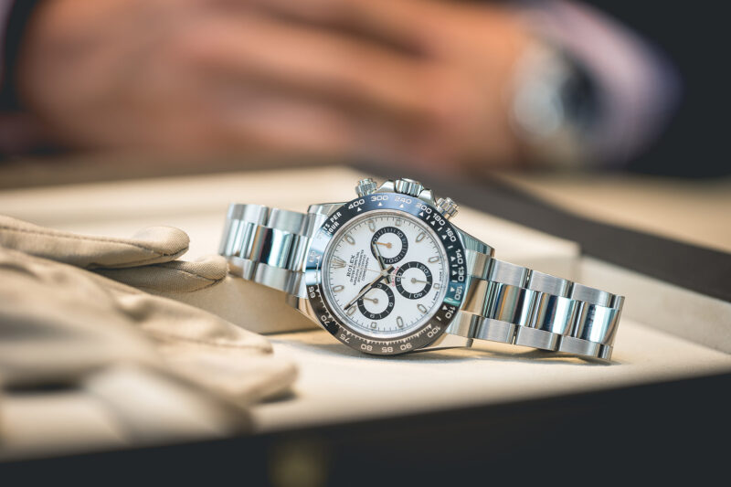 Un investissement opportun : Les montres de luxe peuvent-elles surpasser les actions de luxe ?